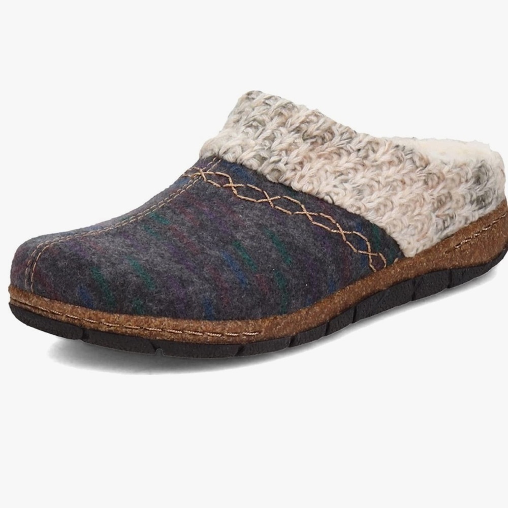 Earth Origins Elana Slip on gray Casual Shoes size 9 fur lined